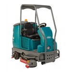 Tennant T16 Battery-Powered Ride-on Scrubber